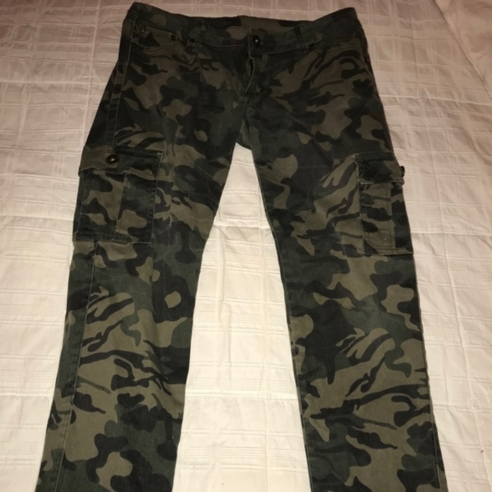 Skinny Cargo